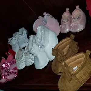 Baby shoes lot